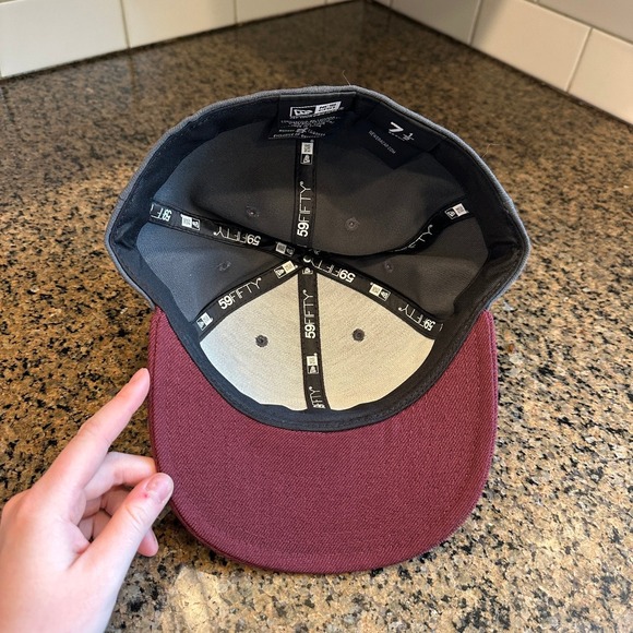 Texas State Hat New Era 59FIFTY Men's 7 1/2 Gray Maroon Fitted Bobcat - Picture 5 of 8